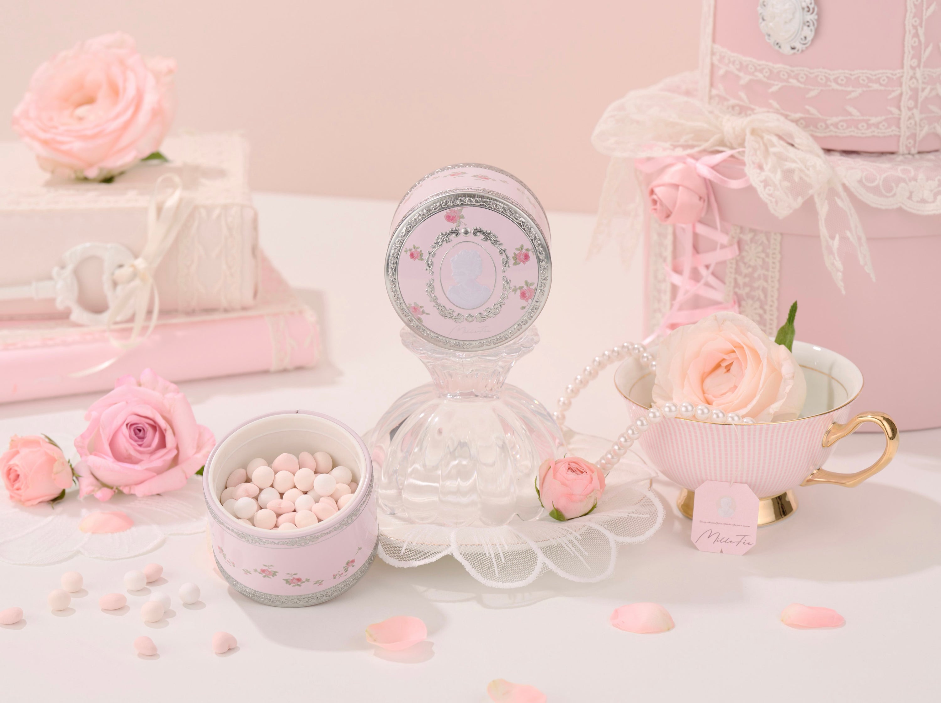 Unveiling Elegance: MilleFée’s Marie Antoinette Pearl Face Powder